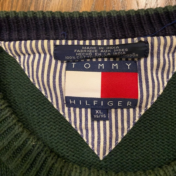 Vintage Tommy Hilfiger green knitted sweater. Size Xl. Fits Large. NWOT. - Picture 2 of 4